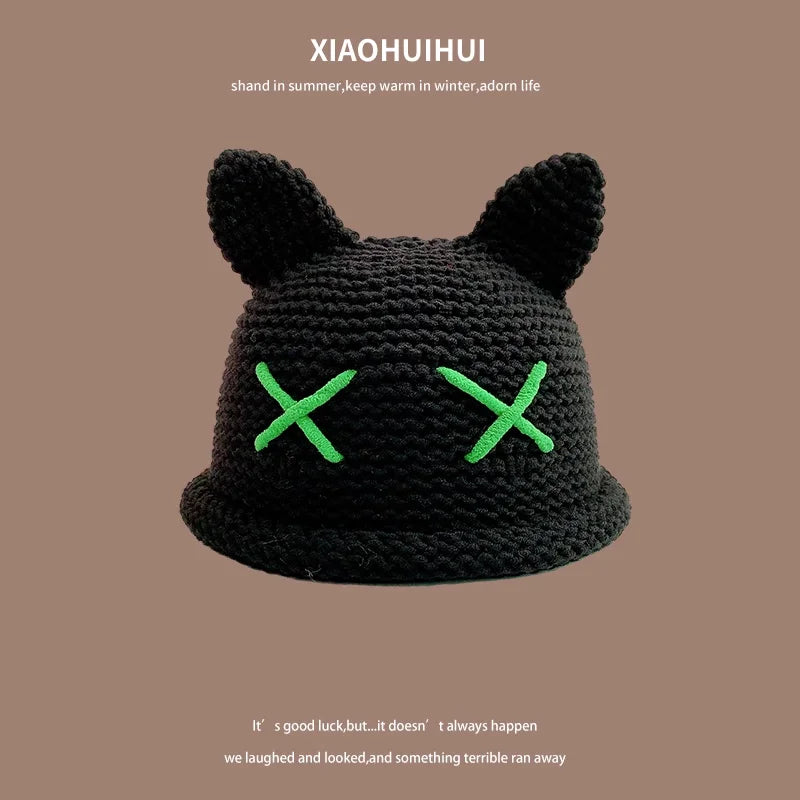 Beanie // Big Eye Cat