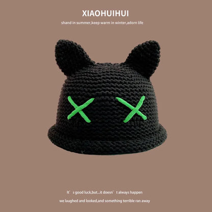 Beanie // Big Eye Cat