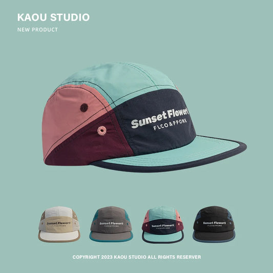 Trendz // Flat-brimmed