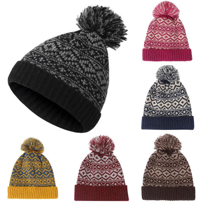 Beanie // Pom Wooly