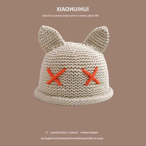 Beanie // Big Eye Cat
